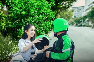 Vinh danh hơn 300 tài xế GrabCar tiêu biểu tại Sài Gòn