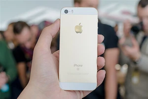 iPhone SE xách tay có giá khoảng 11,5 triệu đồng