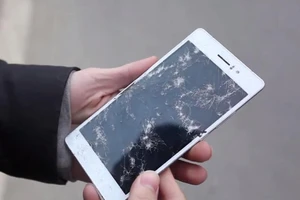 Cứu dữ liệu khi smartphone bị bể màn hình
