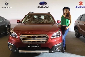 Tìm kiếm thông tin siêu xe ngay trên smartphone