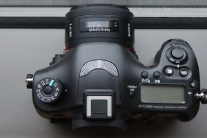 Sony ra mắt máy ảnh Sony Alpha A99 Mark II