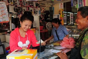 Viettel cán mốc doanh thu 1 tỷ USD tại Lào