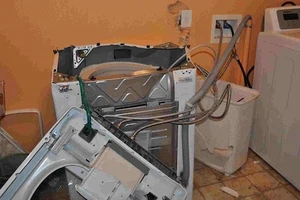 Samsung khốn khổ vì hiện tượng cháy nổ thiết bị