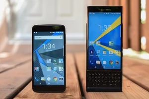 BlackBerry 'bán mình' cho TQ, chuyển sang sản xuất xe