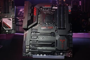 Colorful hé lộ thông tin về dòng bo mạch chủ iGame200 