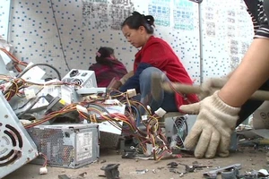 Châu Á ngập tràn trong rác thải điện tử