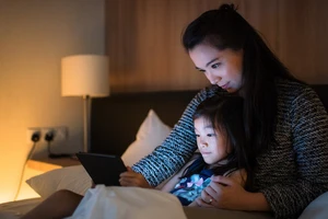 Bảo vệ con trẻ khi sử dụng Facebook và Instagram