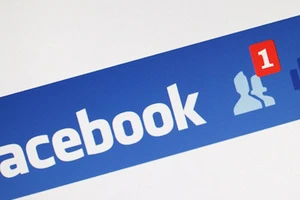 Cách ẩn mình trên Facebook