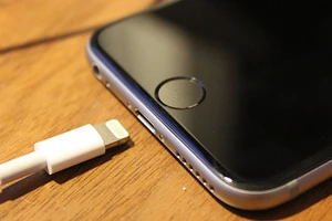 Khi nào thì nên thay pin cho iPhone?