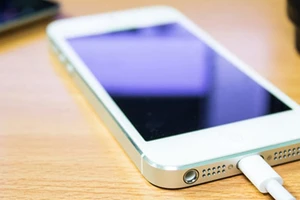 5 mẹo đơn giản giúp sạc iPhone nhanh hơn 40%