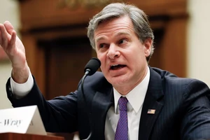 Giám đốc FBI cảnh báo Trung Quốc là mối đe dọa nguy hiểm