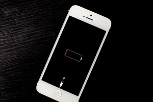 Sửa lỗi iPhone tắt nguồn đột ngột