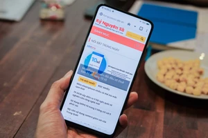 Trên tay nhanh Vivo NEX với cụm camera độc đáo
