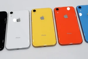 Nhiều mẫu iPhone cũ và xách tay giảm giá mạnh