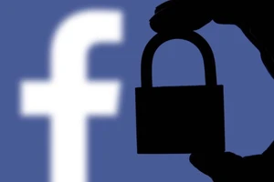 Danh sách các ứng dụng bí mật chia sẻ dữ liệu với Facebook