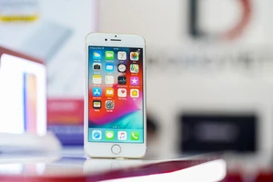 Cách 'hô biến' iPhone 7 Lock giá 5 triệu thành quốc tế