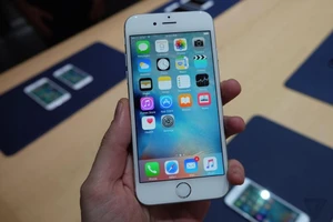 iPhone 6S, 6S Plus giảm giá sập sàn còn 3,6 triệu đồng