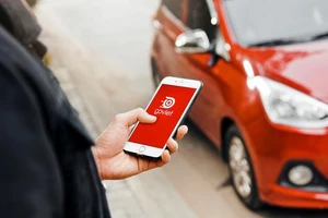 Hàng trăm tài xế Go-Viet tụ tập phản đối chính sách công ty