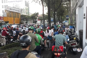 Cách tránh kẹt xe trong những ngày cận tết bằng Zalo