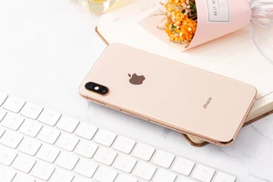 iPhone XS giảm giá sốc chỉ còn 11,4 triệu đồng