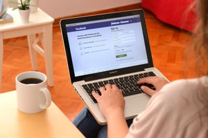 Cách chặn toàn bộ quảng cáo trên Facebook