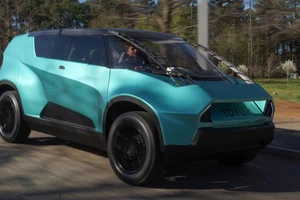 Toyota ra mắt ô tô điện có thể đi 500 km, sạc nhanh 10 phút