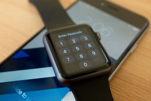 Cách mở khóa iPhone không cần tháo khẩu trang