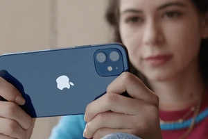 iPhone 12 giảm giá chỉ còn 20 triệu đồng