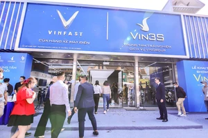 VinFast bất ngờ ra mắt 64 showroom xe máy điện trên toàn quốc