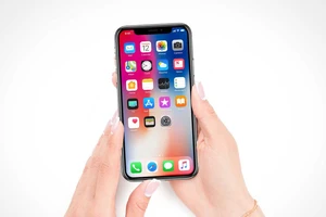 iPhone X giá chỉ còn 7,7 triệu đồng