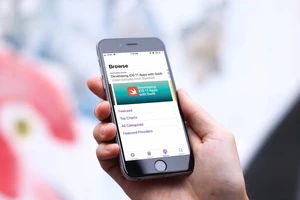 iPhone sẽ tự động phát hiện hình ảnh nhạy cảm và cảnh báo người dùng