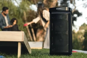 Mẫu loa Bluetooth không thể thiếu trong những bữa tiệc tại nhà