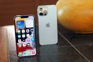 Người dùng iPhone cần cập nhật iOS 15.0.1 ngay lập tức