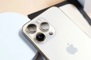 iPhone, iPad và MacBook giảm giá lên đến 11,5 triệu đồng