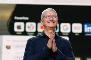 Hé lộ mức thù lao khủng của Tim Cook, cao hơn nhân viên gấp 1.447 lần
