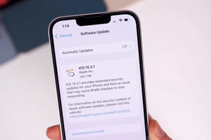 Người dùng iPhone nên cập nhật iOS 15.3.1 ngay lập tức để tránh bị hack