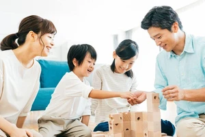 Chuyên gia chia sẻ 4 cách để bảo vệ con trẻ trên Internet