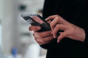 Sử dụng điện thoại cũ có an toàn không? 