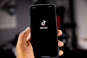 TikTok bị kiện vì khiến một bé gái tử vong