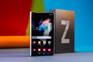 Samsung Galaxy Z Fold3 giảm kỉ lục đến 13,2 triệu đồng