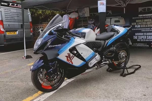 ‘Thần gió’ Hayabusa phiên bản 372 mã lực có đủ sức đánh bại Kawasaki H2R