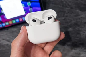 Tính năng mới giúp phát hiện AirPods giả 