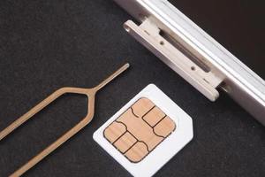 Cách chuyển SIM vật lý thành eSIM trên iPhone