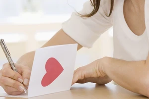 Tin công nghệ 13-2: Sử dụng ChatGPT để viết thư tình dịp Valentine