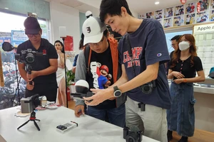 Phụ kiện không thể thiếu khi sáng tạo nội dung bằng điện thoại