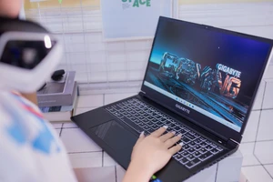 Laptop gaming giá chỉ từ 10,9 triệu đồng