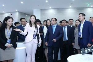 Trình diễn công nghệ Vật lý số tại sự kiện khánh thành NIC