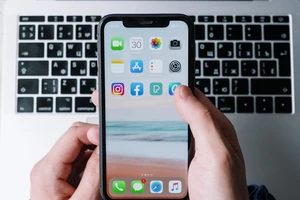 Tin công nghệ 25-12: Một công ty công nghệ lớn bị phạt vì vi phạm lệnh cấm quảng cáo cờ bạc 