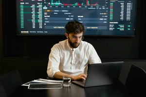 Cảnh giác 87 ứng dụng tiền điện tử giả mạo trên Google Play