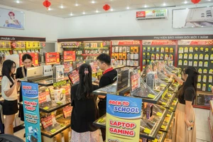 Nhiều mẫu laptop giảm giá mạnh dịp Back to school